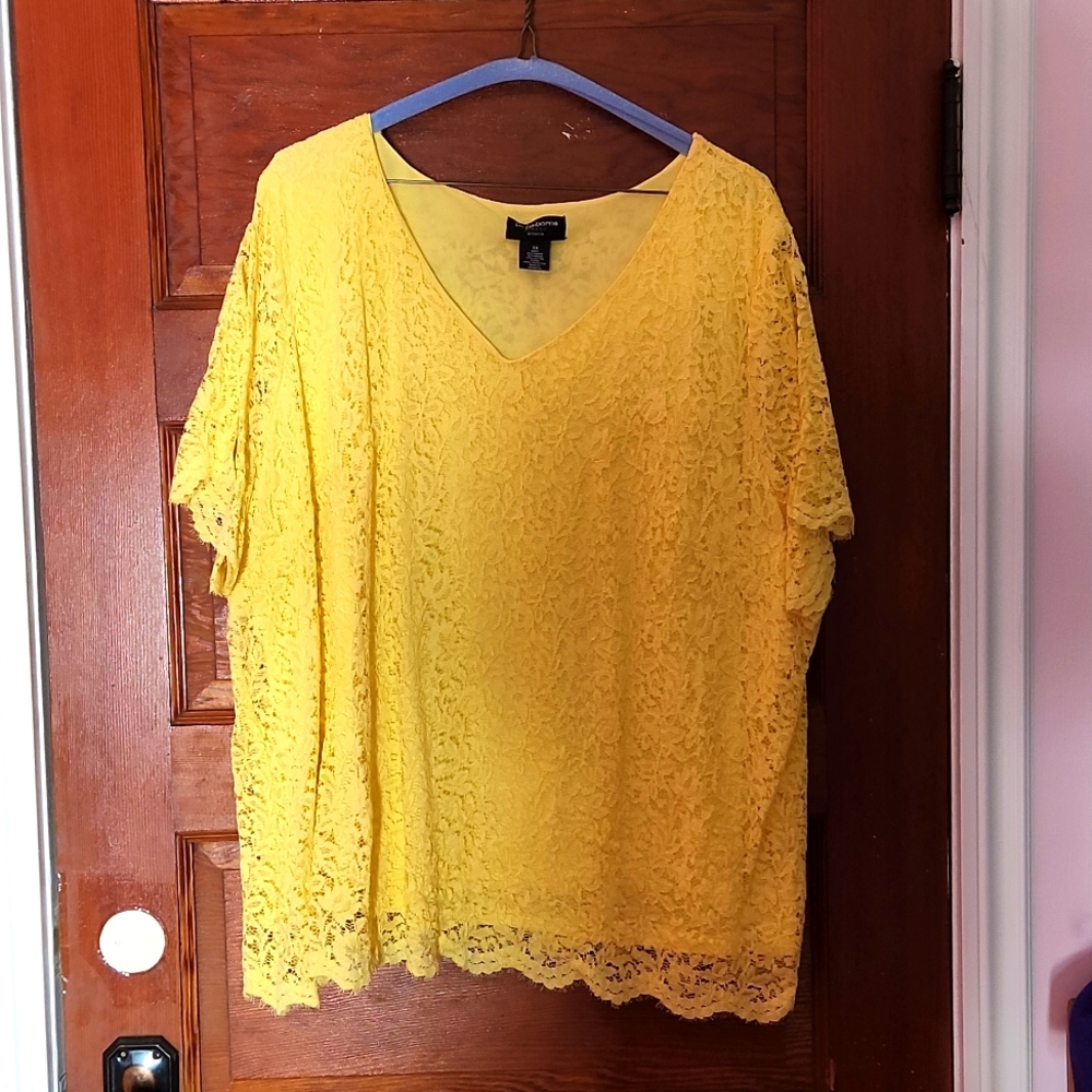 Dressy Liz Claiborne short sleeved top